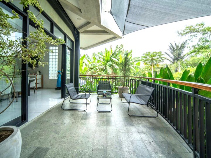Balcony terrace at Gang Beji Villa, Dalung