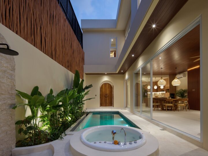 Pool view at Villa Amandine, Tumbak Bayuh