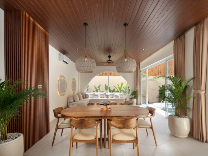 Living dining at Villa Amandine, Tumbak Bayuh