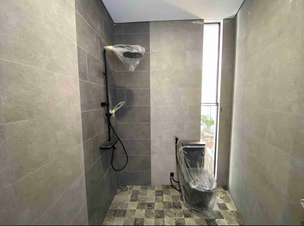 Bathroom at We Villa Cemagi